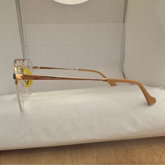 Brand new Gucci eyeglasses - Picture 4 of 4